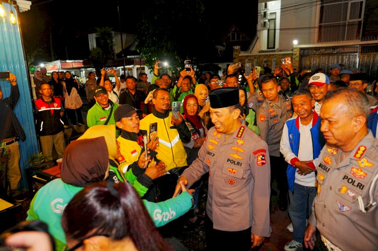 Momen Kapolri Interaksi Serap Aspirasi Ojol di Kedai Ado Presisi